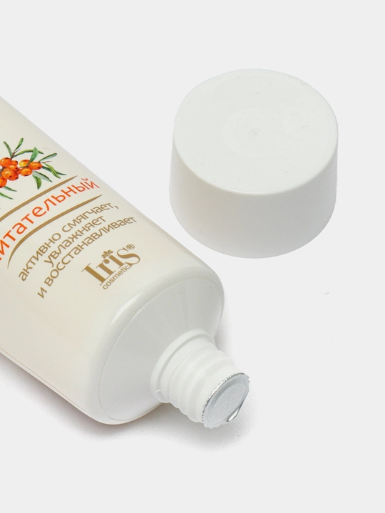 Крем-бальзам для ног Iris Cosmetic козье молоко с маслом облепихи, 100 мл