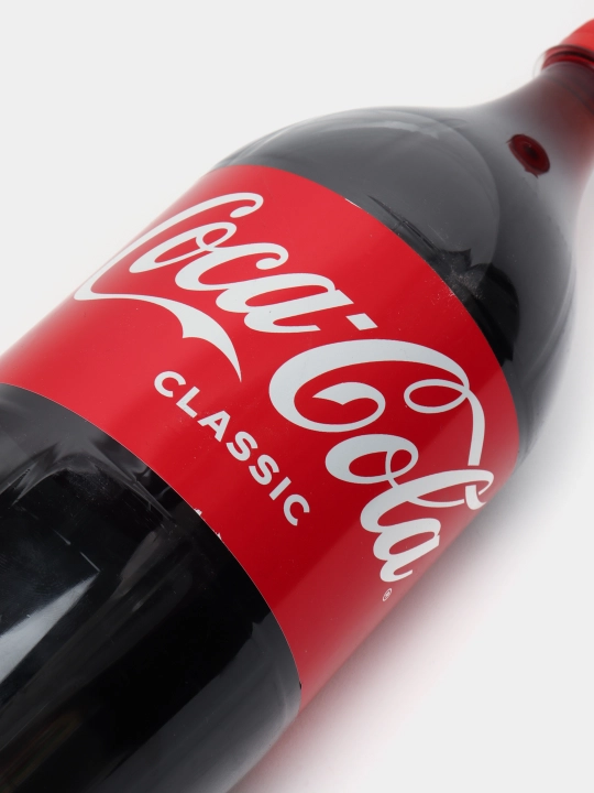 Gazlangan ichimlik Coca-Cola, 2 litr