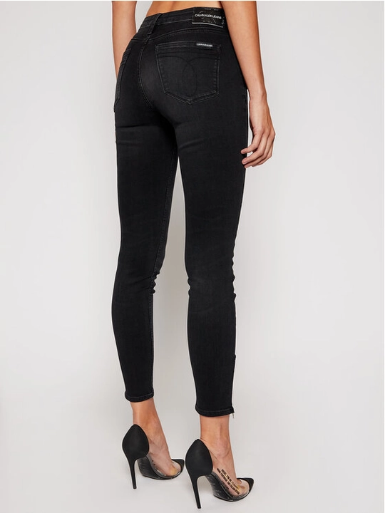 Ayollar jinsisi Calvin Klein J20J214542 1BY