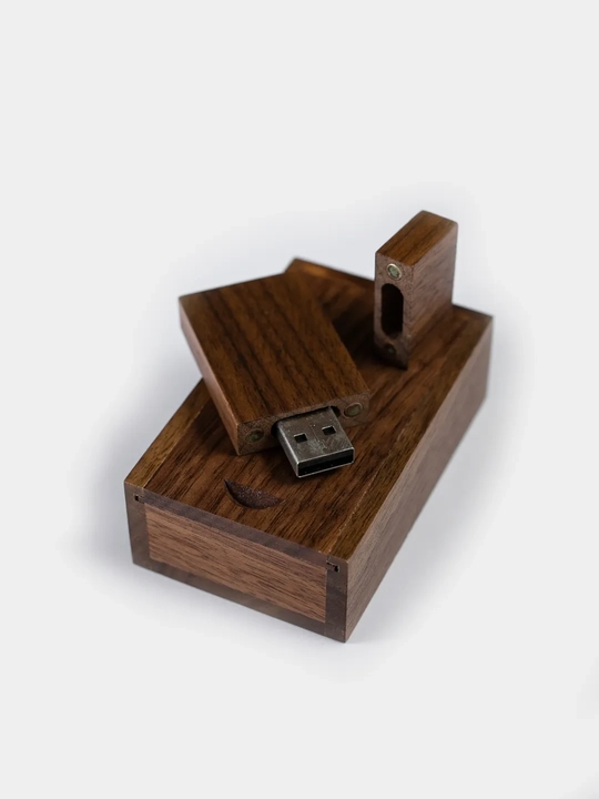 Yog'och korpusli flesh-karta USB 2.0 sovg'a qutisida, 8, 16, 32, 64 GB