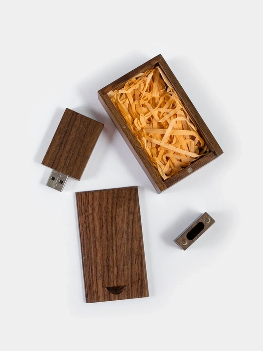 Yog'och korpusli flesh-karta USB 2.0 sovg'a qutisida, 8, 16, 32, 64 GB