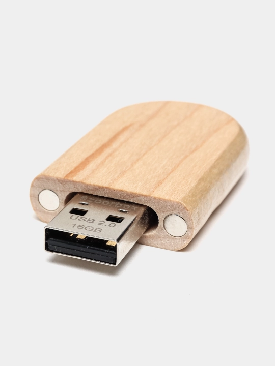 Bambukli sovg'a qutisidagi yog'och USB flesh-disk 8, 16, 32 GB, 2.0