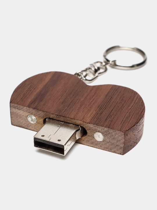 Yurak shaklidagi yog‘och USB flesh-to‘plagich sovg'a qutisida