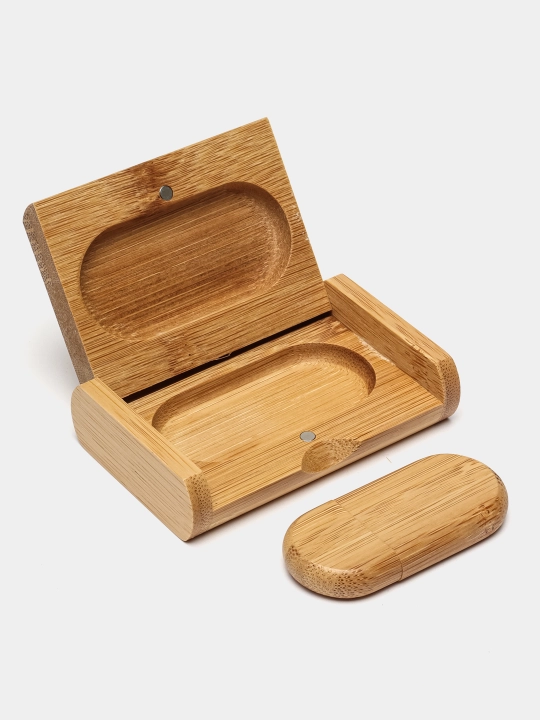 Bambukli sovg'a qutisidagi yog'och USB flesh-disk 8, 16, 32 GB, 2.0