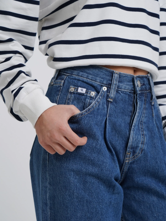 Ayollar jinsisi Calvin Klein J20J216433 1A4