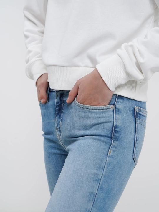Ayollar jinsisi Calvin Klein J20J215401 1AA