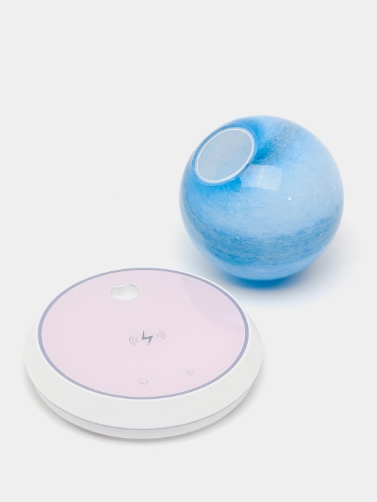 Smartfon va dinamik uchun simsiz zaryadlovchili stol chirog'i, LED chiroq