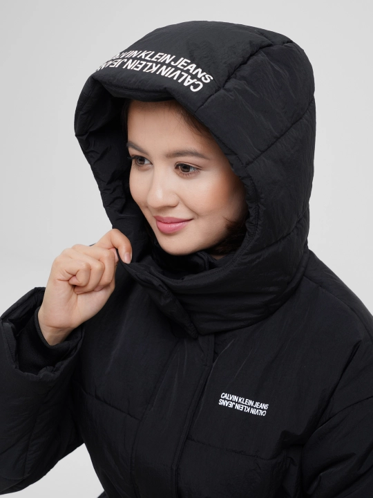 Ayollar kurtkasi Calvin Klein J20J216823 BEH