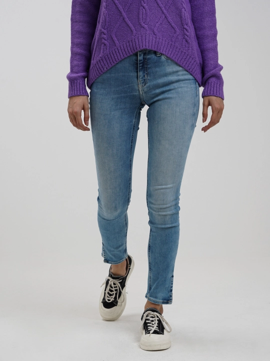 Ayollar jinsisi Calvin Klein J20J215401 1AA