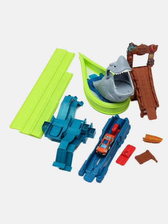 Игровой набор Zuru 6760 Metal Machines Shark Attack Track