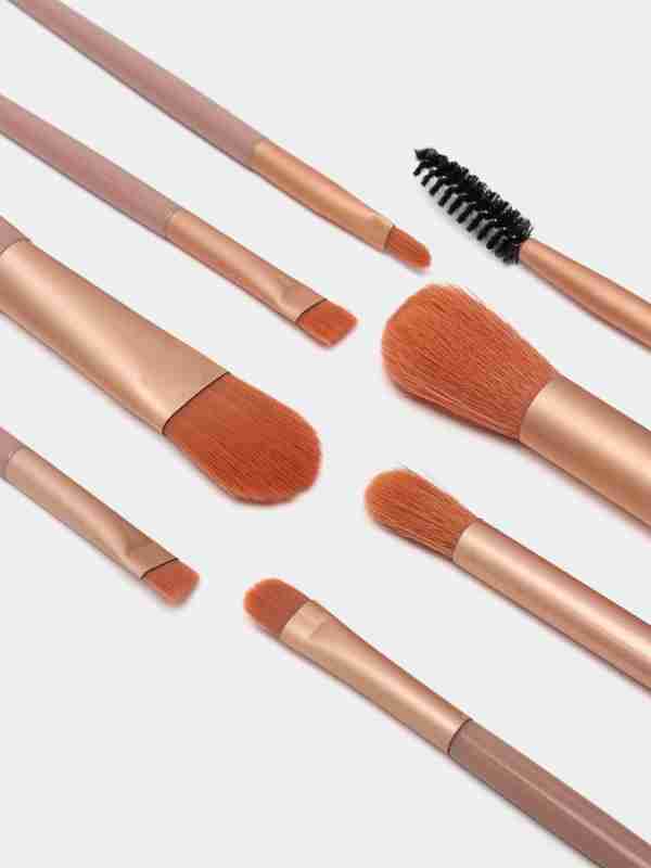 Porno gimnastlar kamming Sonya Tartakova yalangoch