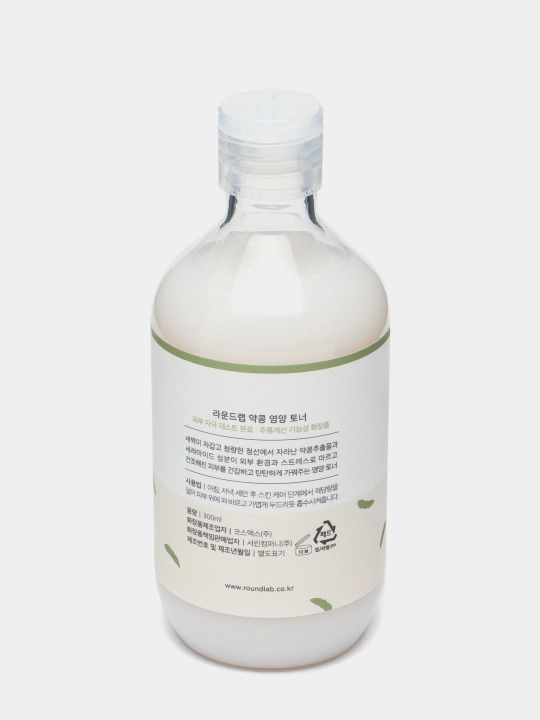 Питательный соевый лифтинг тонер для сухой кожи Round Lab Soybean Nourishing Toner, 300 мл