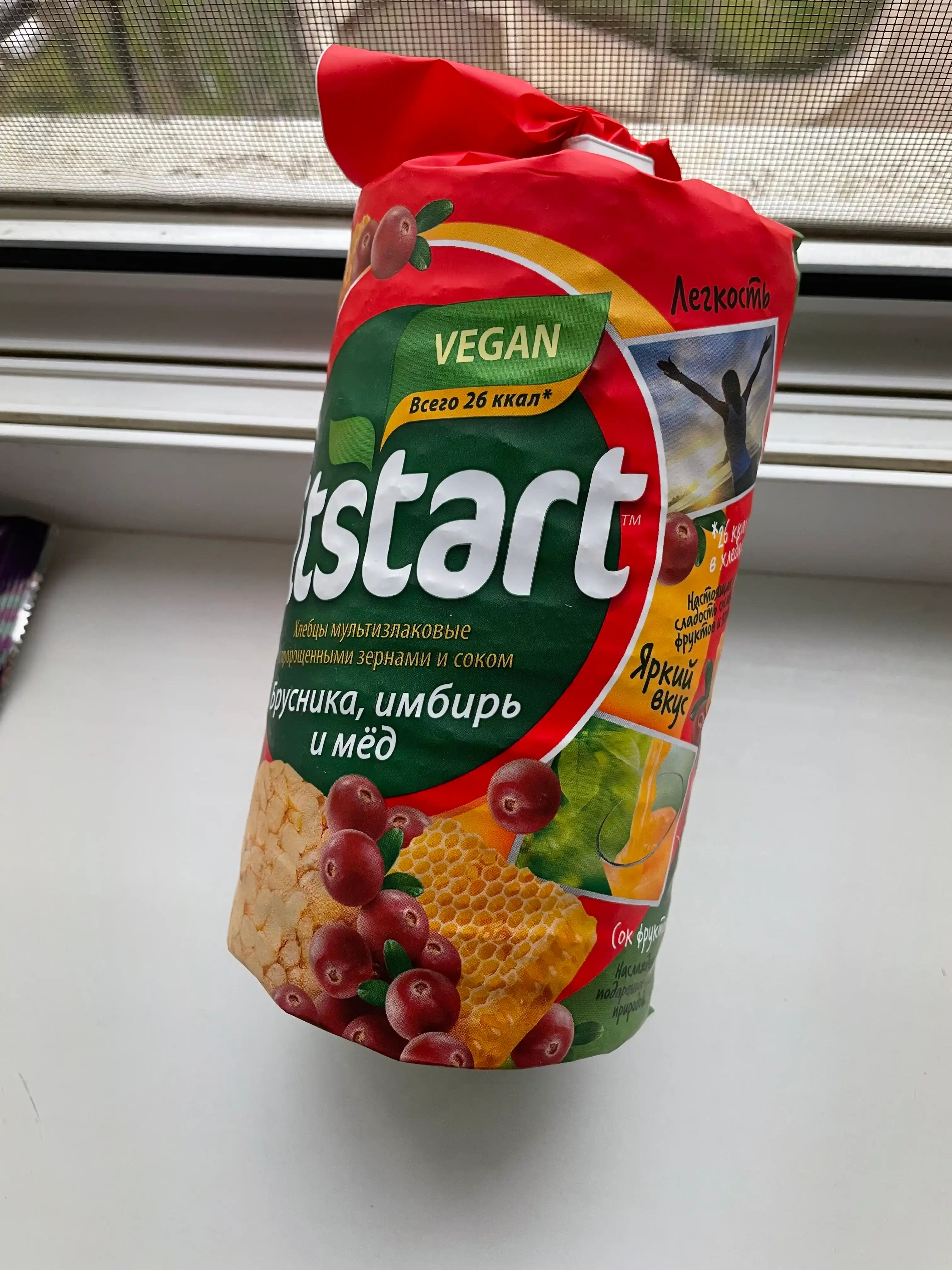 Хлебцы Fitstart мультизлаковые Брусника, Имбирь и Мёд, 100гр