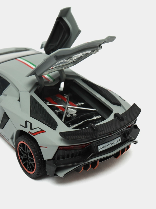 Metall mashina Lamborghini LP780 1:32