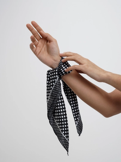 Ayollar ro'molchasi bosh yoki bo'yin uchun, kvadrat bosma bandana, atlas palantin