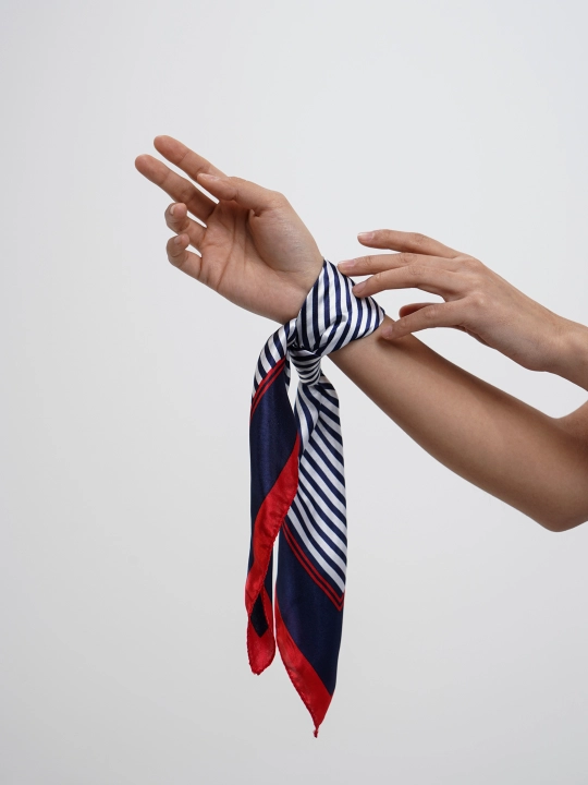 Ayollar ro'molchasi bosh yoki bo'yin uchun, kvadrat bosma bandana, atlas palantin