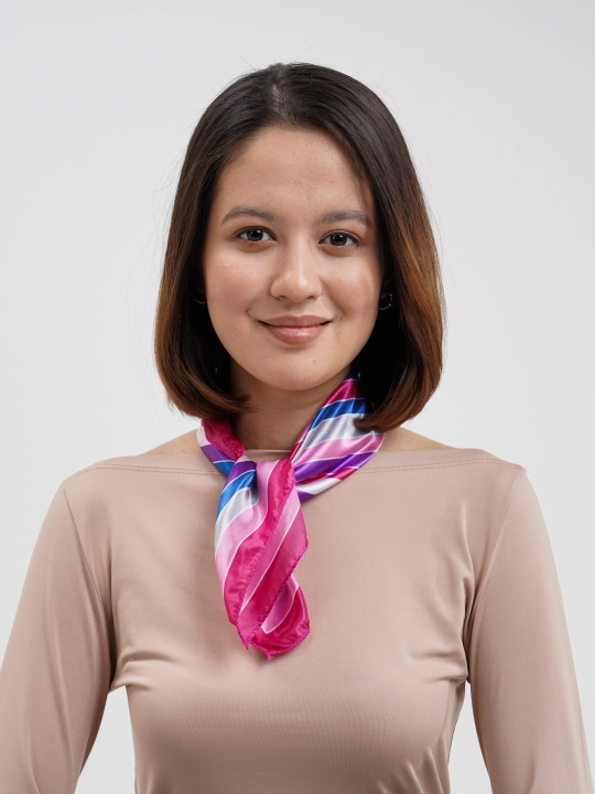 Ayollar ro'molchasi bosh yoki bo'yin uchun, kvadrat bosma bandana, atlas palantin - 