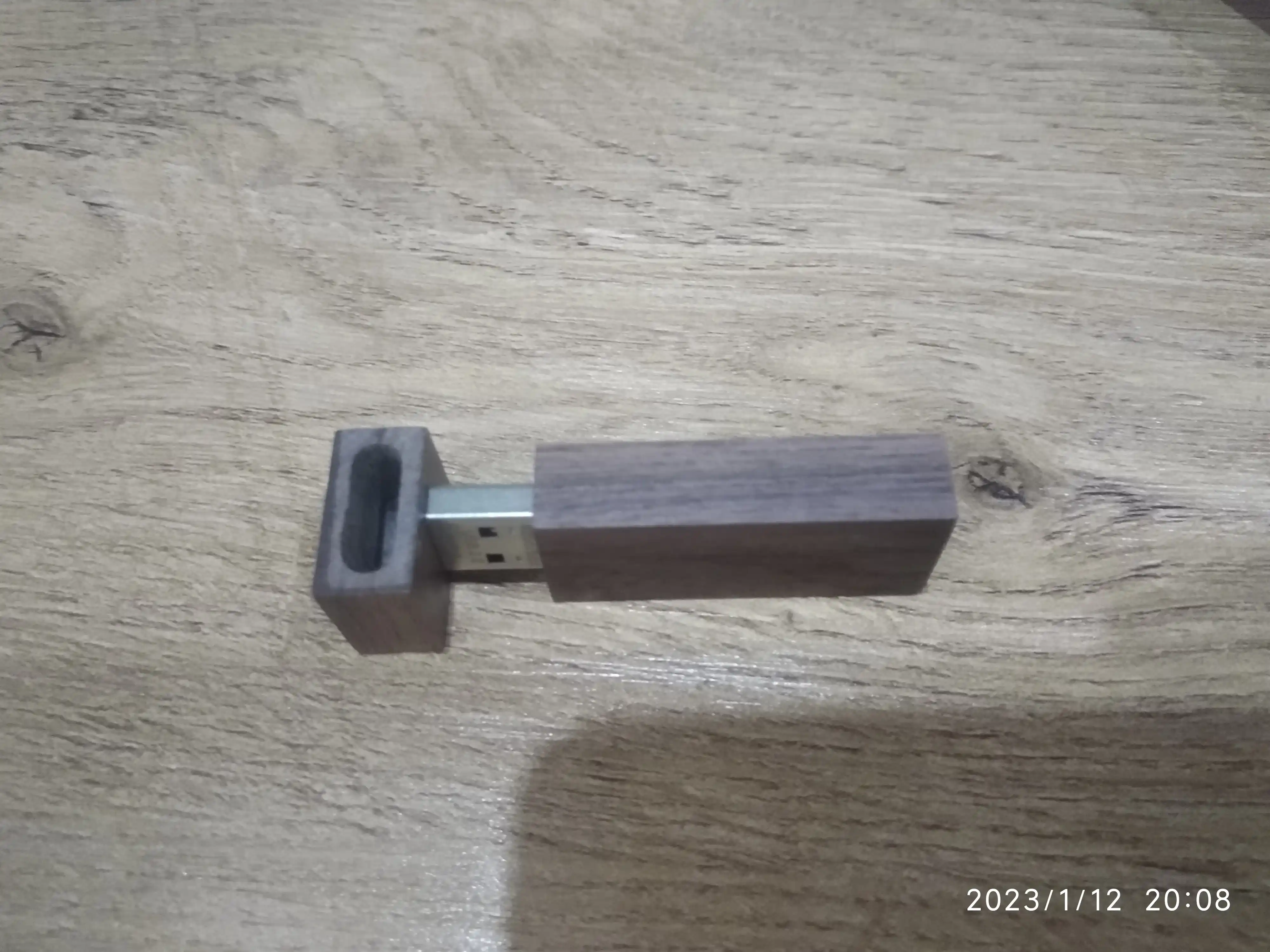 Yog'ochli flesh-disk 32 GB, USB 2.0