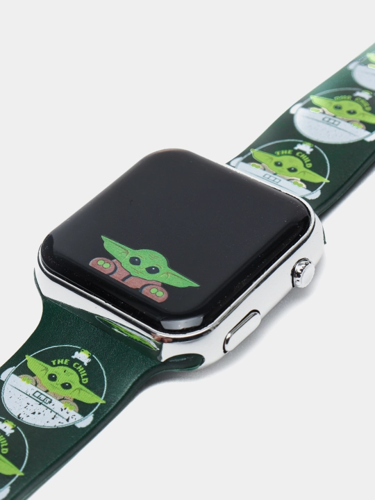 Детские наручные часы SW Mandalorian silicone strap LED w MNL4034