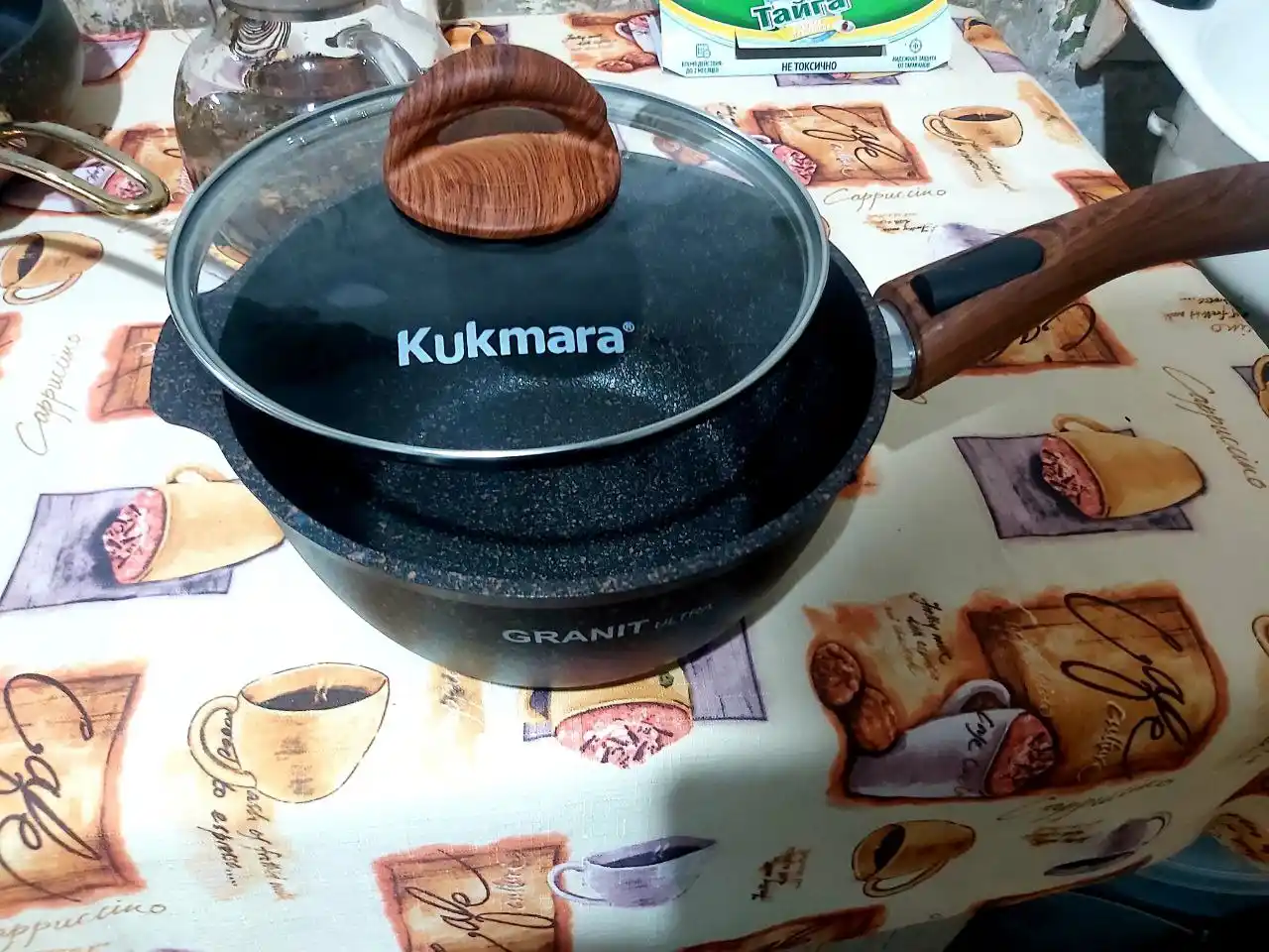 Ковш Kukmara со съемной ручкой, стеклянный крышкой, АП линия Granit Ultra, 2.2 л, blue