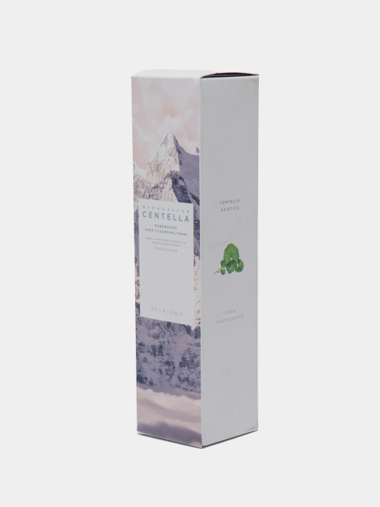 Глубоко очищающая пенка для сужения пор SKIN1004 Centella Poremizing Cleansing Foam, 125 м