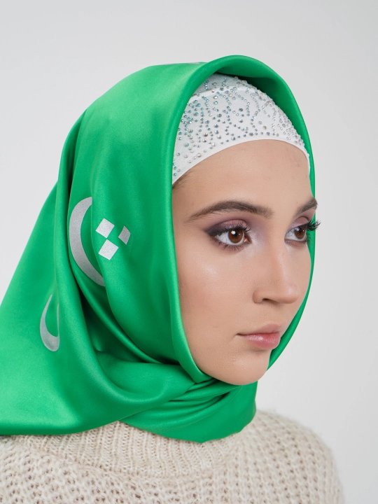 Ayol ro'moli arabcha harflar bilan PJA-0038/11