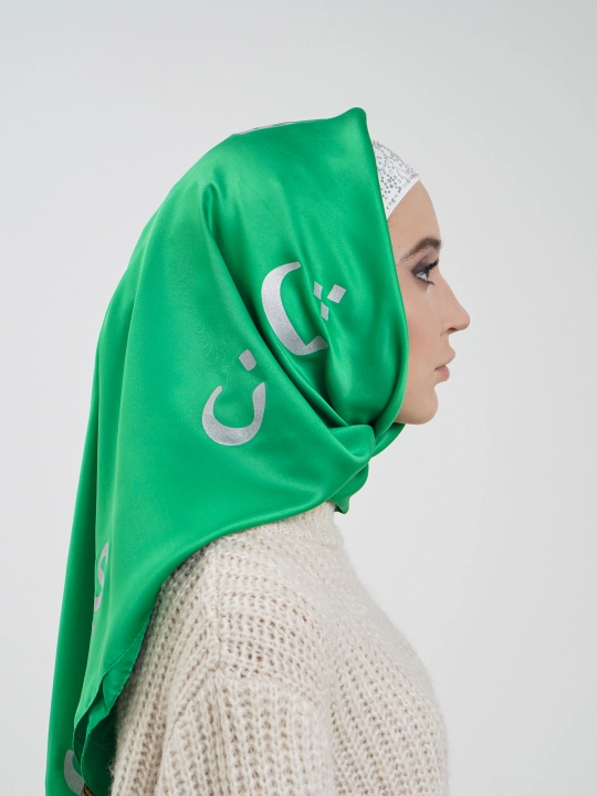 Ayol ro'moli arabcha harflar bilan PJA-0038/11