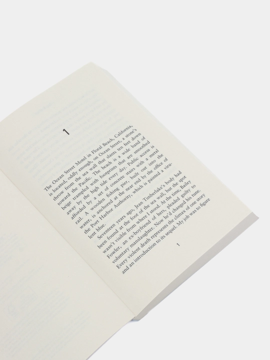 F Is For Fugitive, Sue Grafton