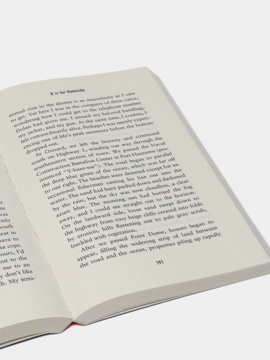 H Is For Homicide, Sue Grafton