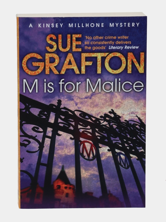 M Is For Malice, Sue Grafton - 