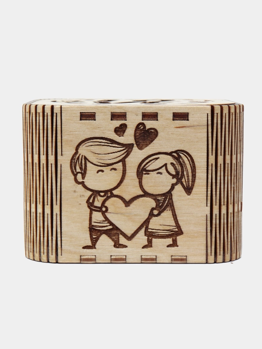 Sovg'a qutisi Love, laklangan