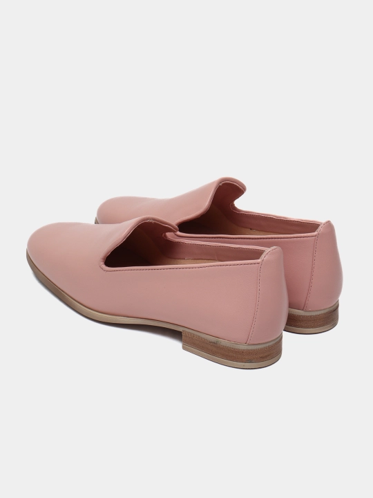 Ayollar uchun slipon Unisa