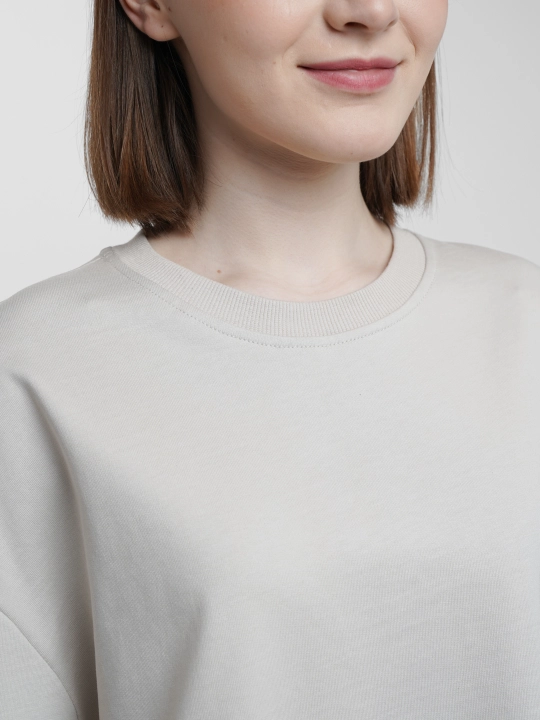 Ayollar uchun futbolka katta o'lchamli Zarina 3443, qalin