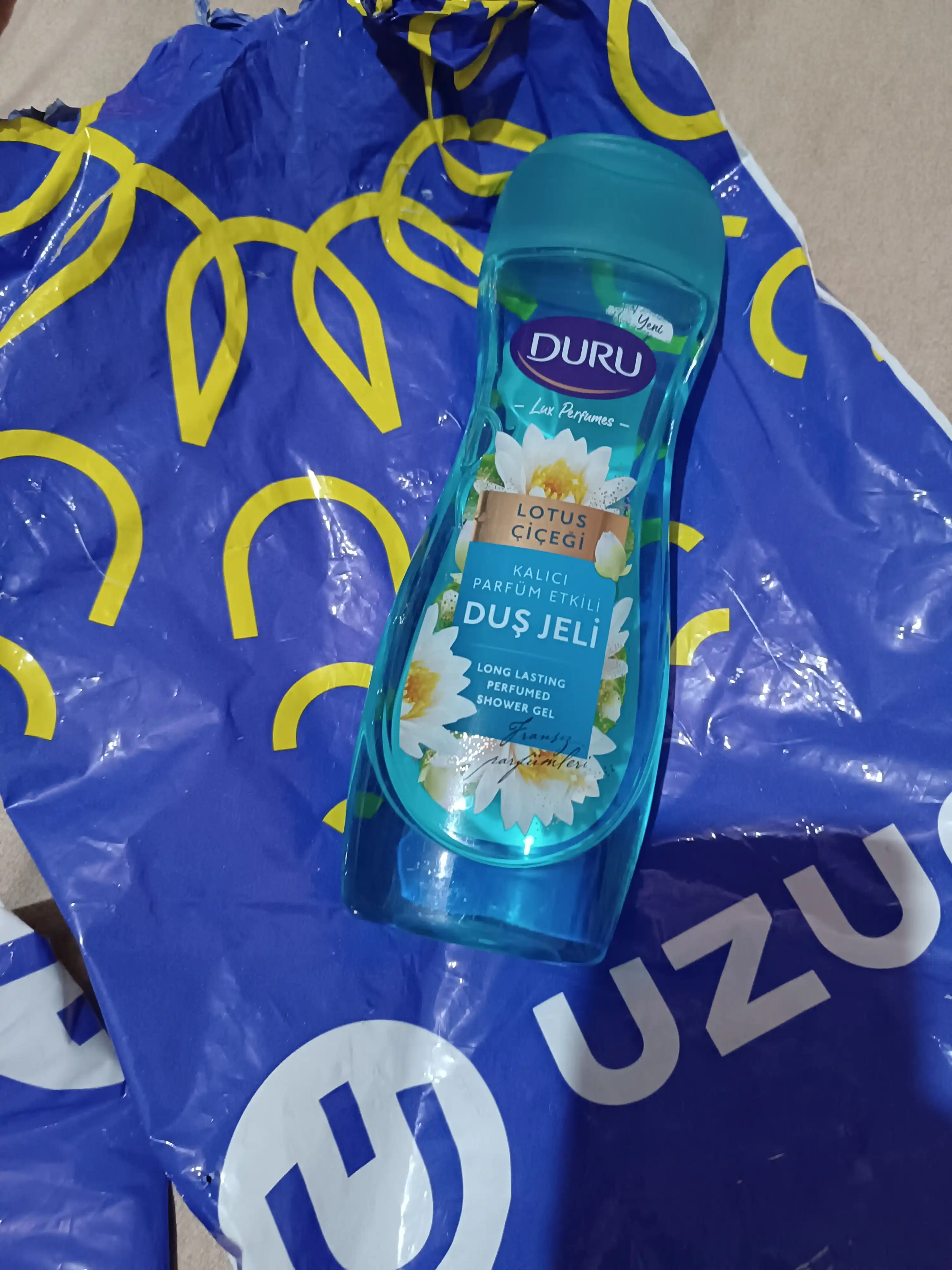Гель для душа Duru Lux Perfumes Lotus, 450 мл