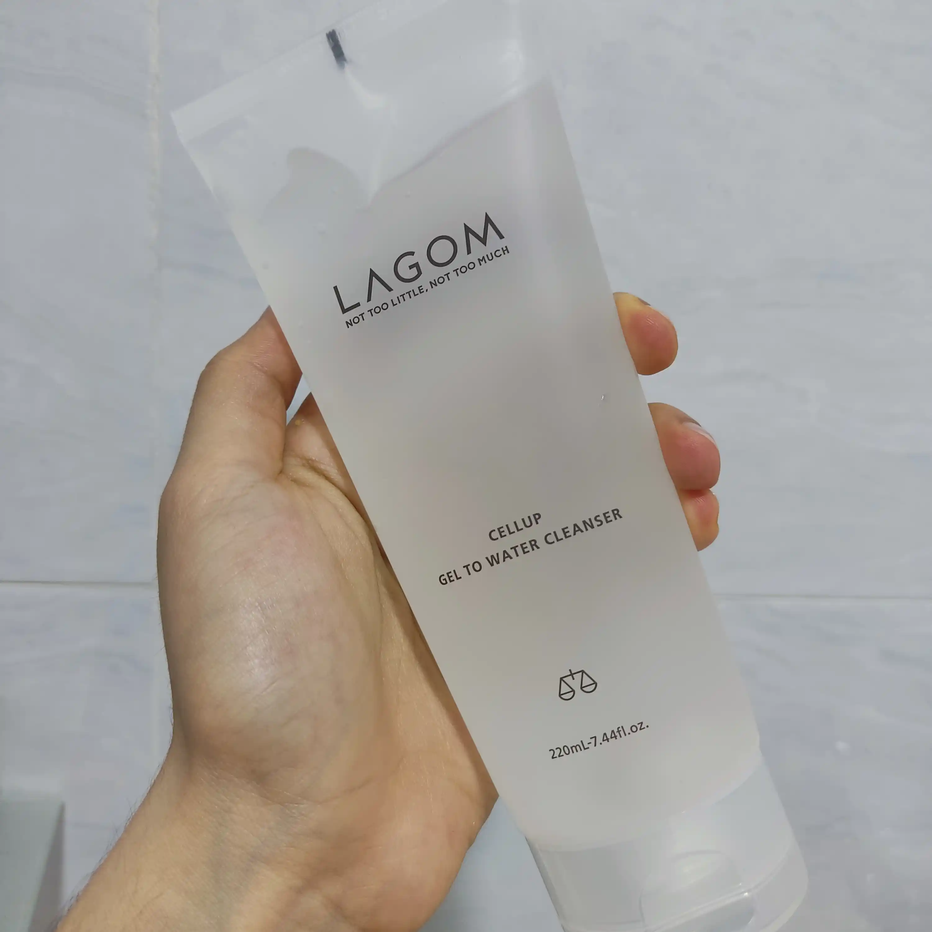 Mayin va yumshoq yuvinish geli Lagom Cellup Gel To Water Cleanser, 220 ml