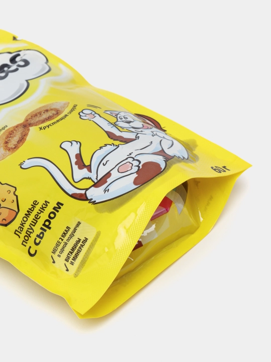 Лакомство для кошек Dreamies, подушечки с сыром, 60 г, 5 штук