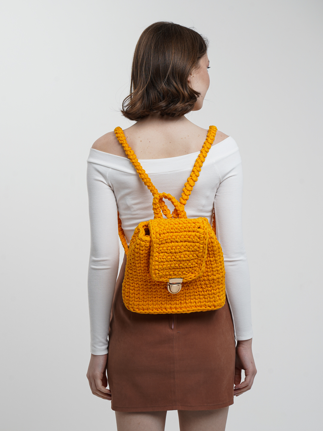 Купить Рюкзак вязаная из трикотажной пряжи за 290000 сум с бесплатной ...