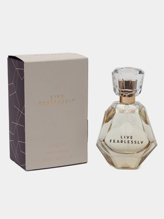 Parfyumlangan suvi Live Fearlessly, 50 ml