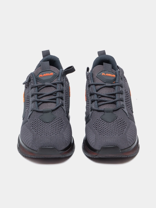 Erkaklar uchun sport krossovkalar Plarium 025