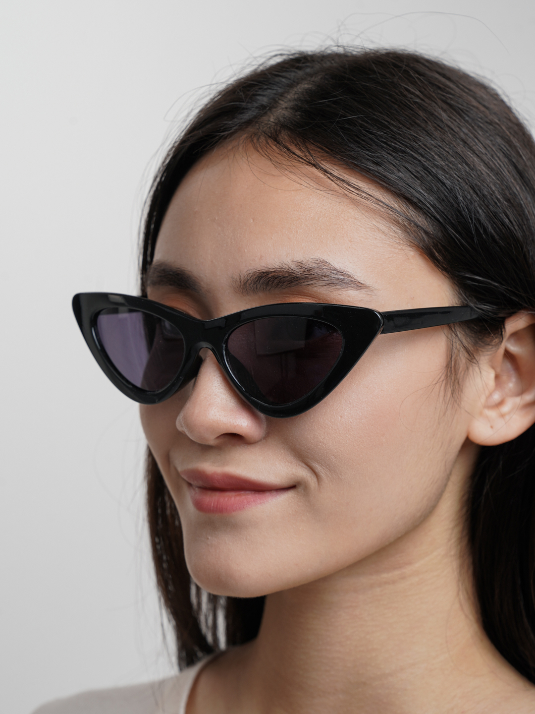 Pastki yubkalarning yaqindan porno suratlari Porno yulduz Stormi Daniels