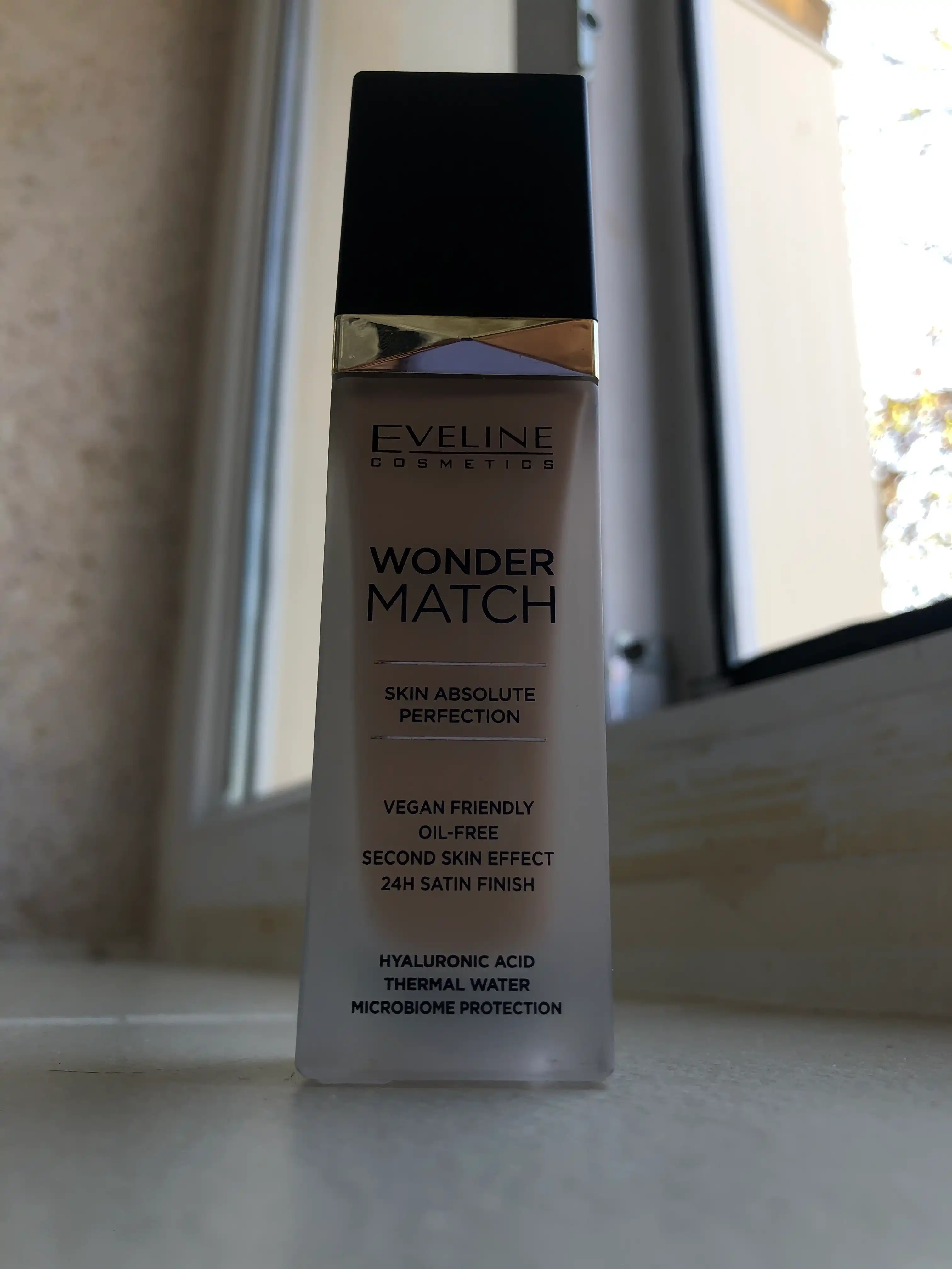 Tonal asos Eveline Wonder Match, ton 15 Natural, 30 ml