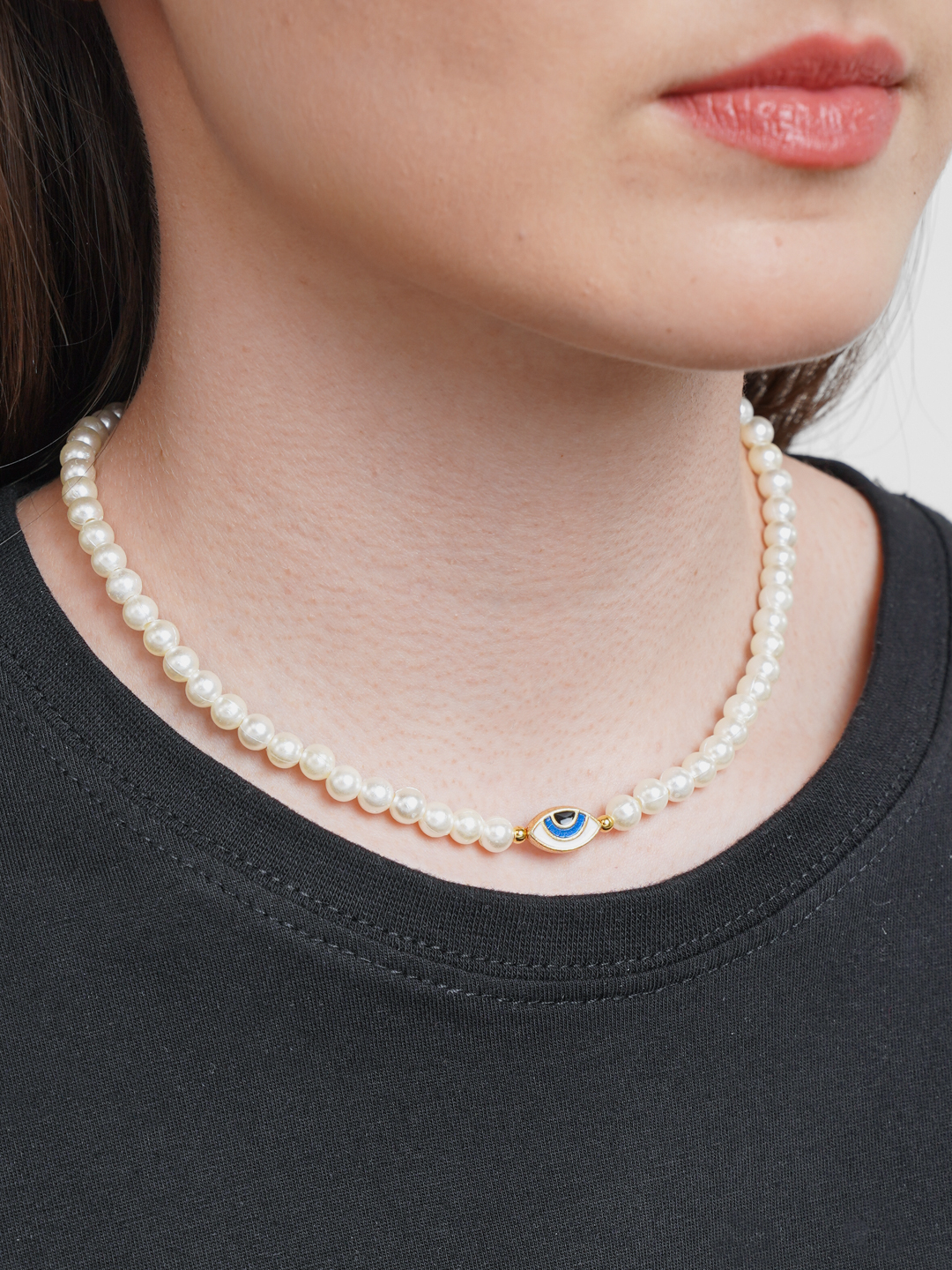 Azo chapga buriladi Qamoqdagi yigitlarni sikishadi