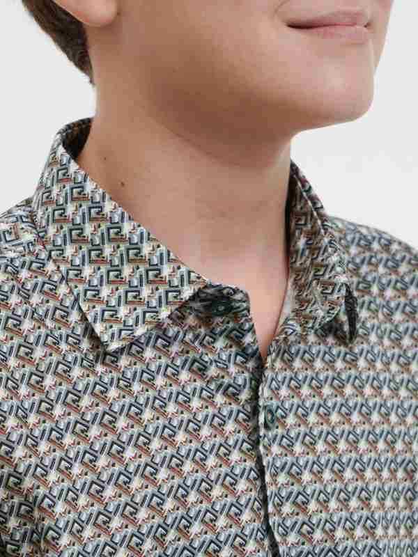 Ota va qiz jinsiy aloqa Krivoy Rogda buzuqlik va muloqotni qidirmoqda