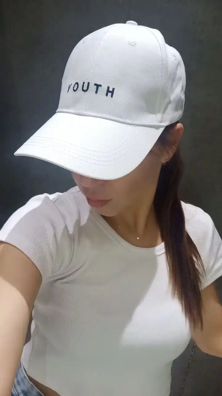 Бейсболка с надписью "Youth", женская кепка