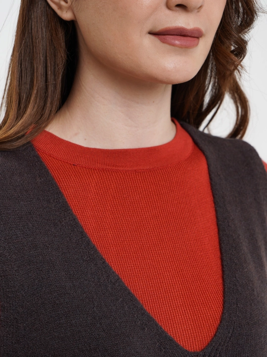 Ayollar sarafani