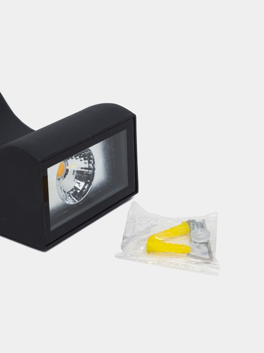 Fasad uchun yoritgich Prime 402 2X5W 3000k-6500k
