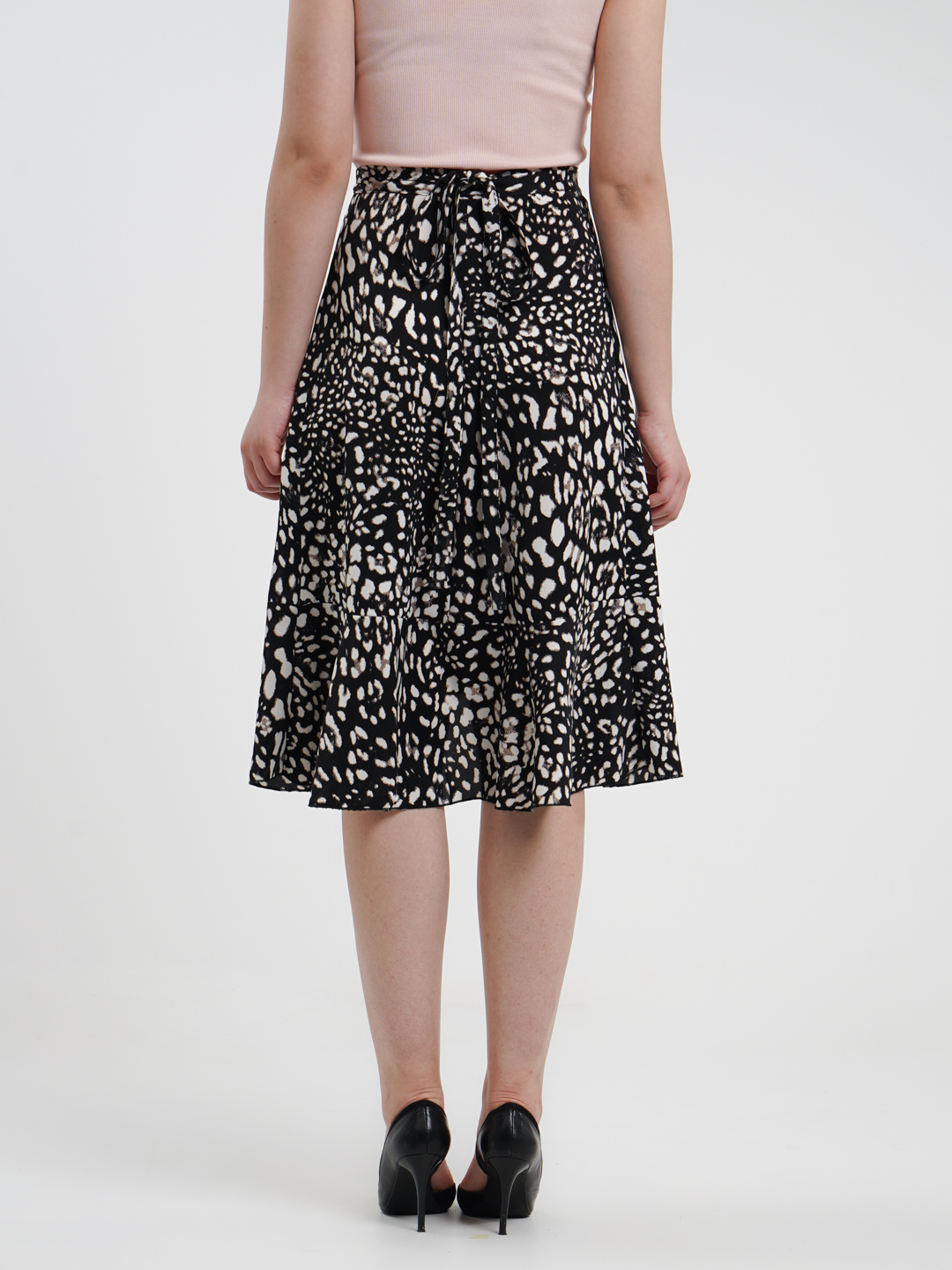 Universitetdan Masha Belova bilan porno tomosha qiling Mushakli erkak bilan jinsiy aloqa fotosurati