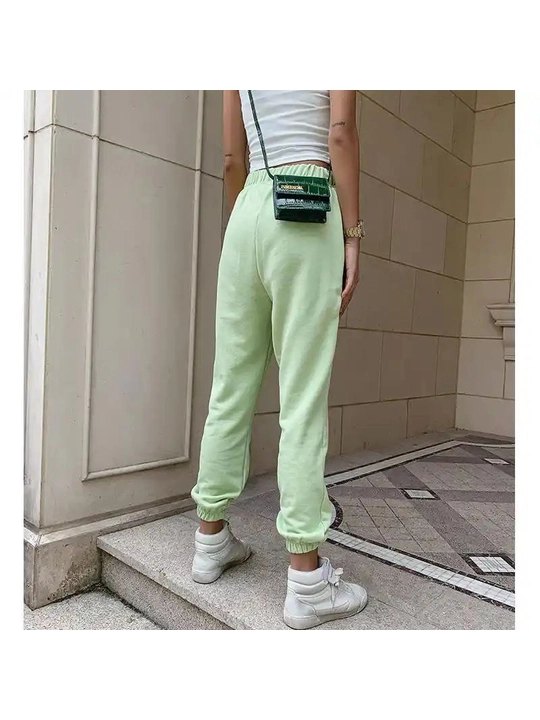Ayollar jogger NFE
