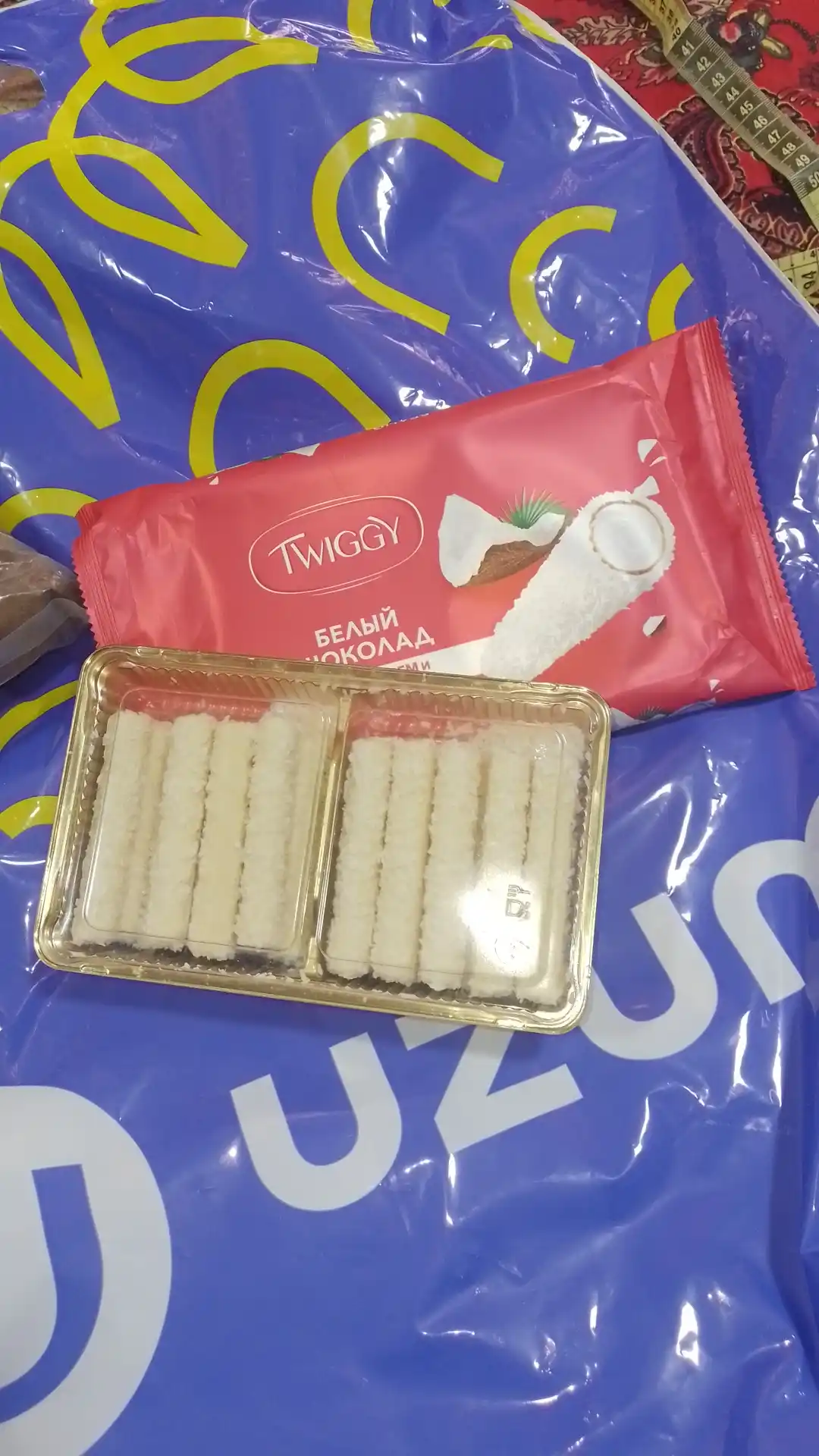 Konfetlar Twiggy, kokos kremi bilan, 185 g