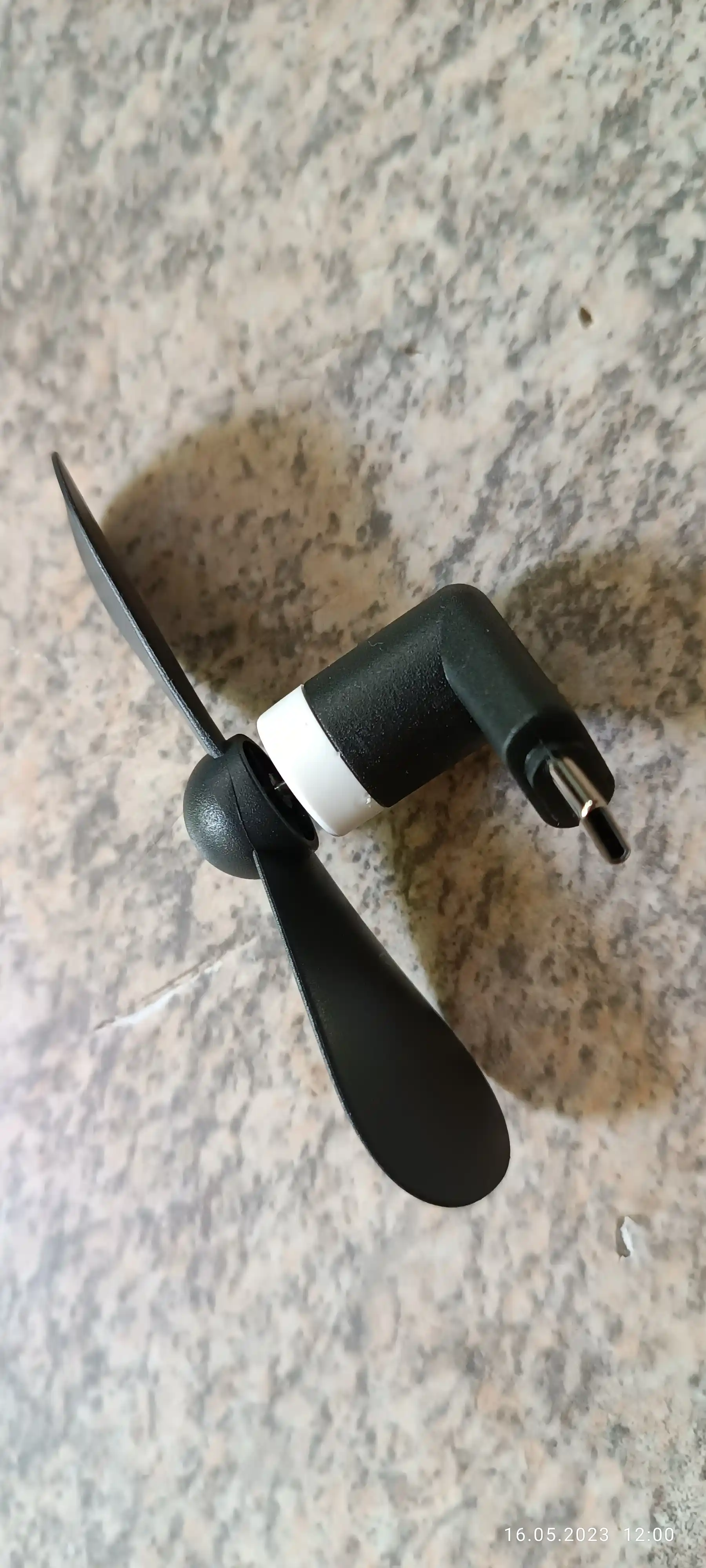 Портативный мини-вентилятор, с USB подключением к телефону